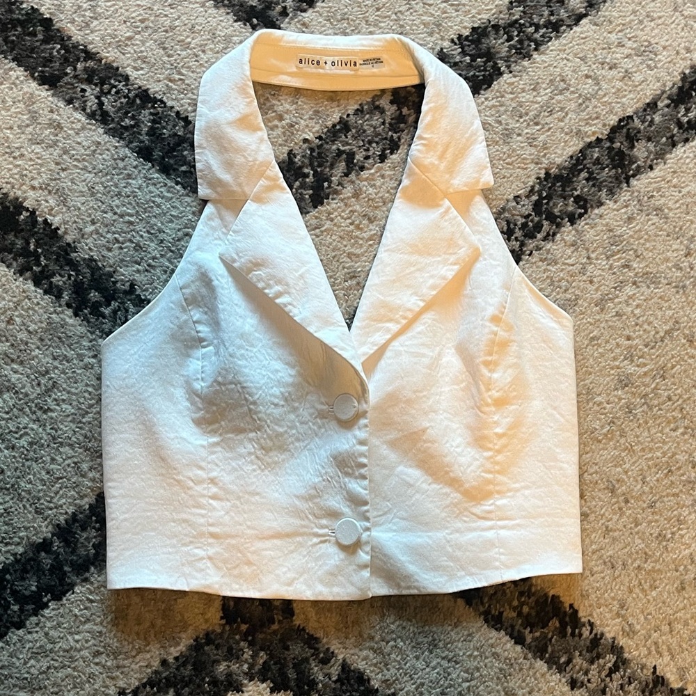 Alice + Olivia White Sleeveless Buttoned Top